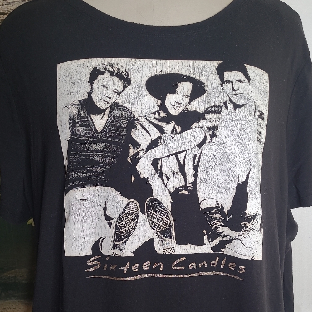 Sixteen Candles Womens 3X Black White Distressed Vintage Retro Graphic T-Shirt